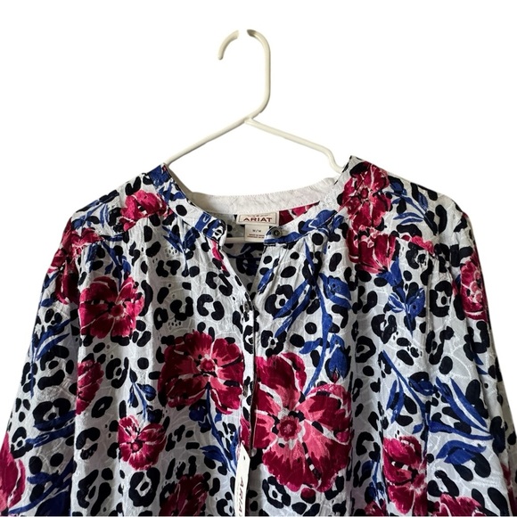 Ariat Ladies Bliss Long Sleeve Top Multi Print Size M - Picture 8 of 15